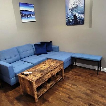 Blue Wave 2 Bedroom Suite แซสเกอทูน ภายนอก รูปภาพ