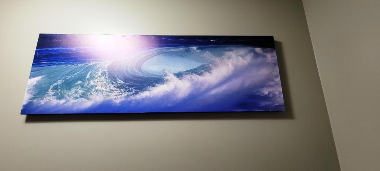 Blue Wave 2 Bedroom Suite แซสเกอทูน ภายนอก รูปภาพ